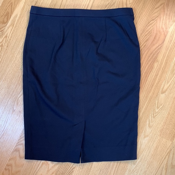 Tory Burch Women’s Navy Blue Skirt Size S/P - Picture 4 of 6